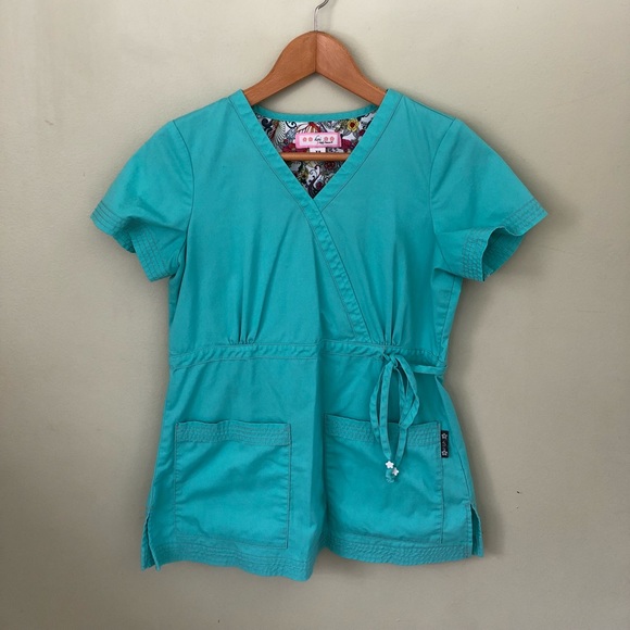Koi scrub top - Picture 2 of 2